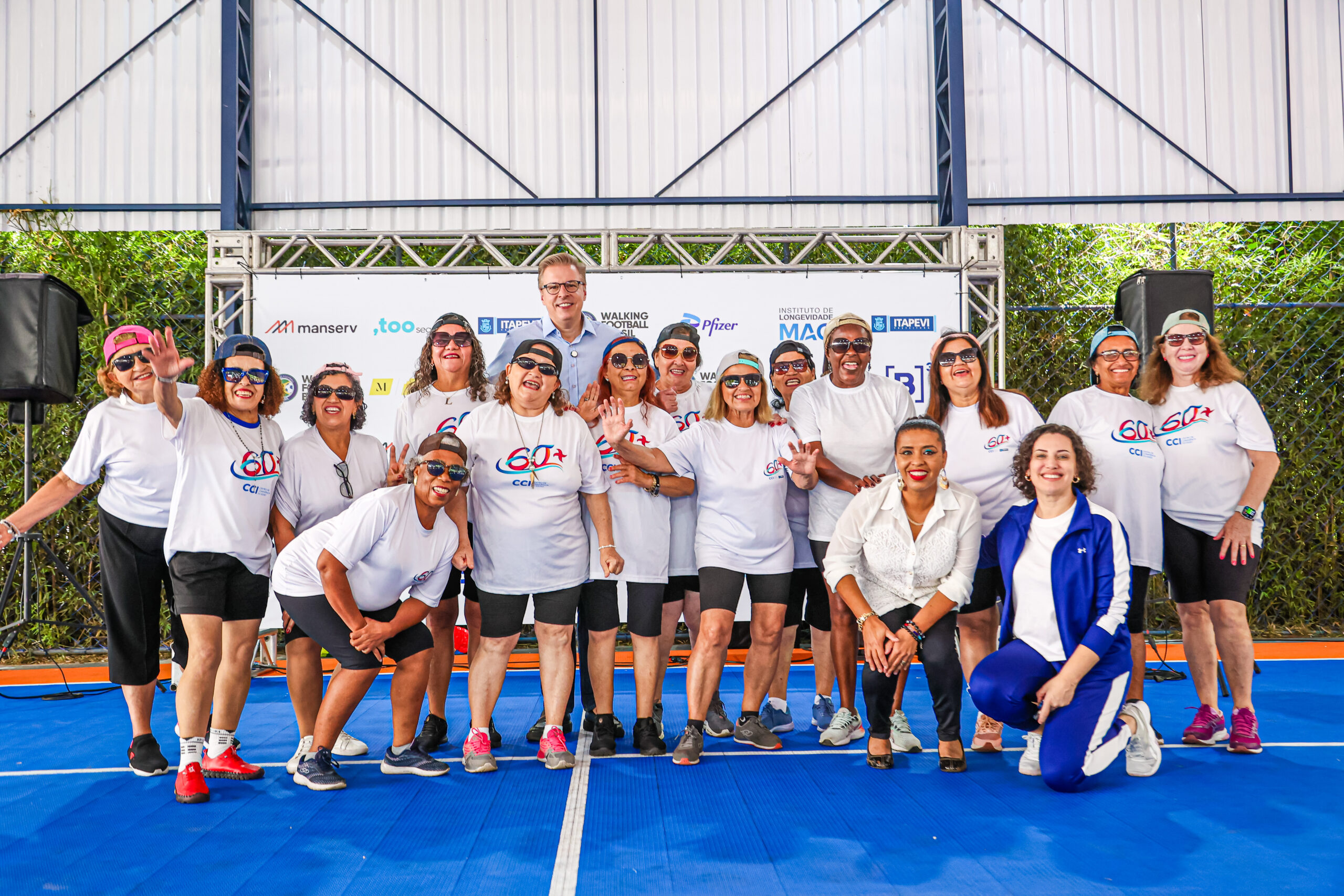 Quadra do Centro de Convivência do Idoso é inaugurada em parceria com o Walking Football Brasil