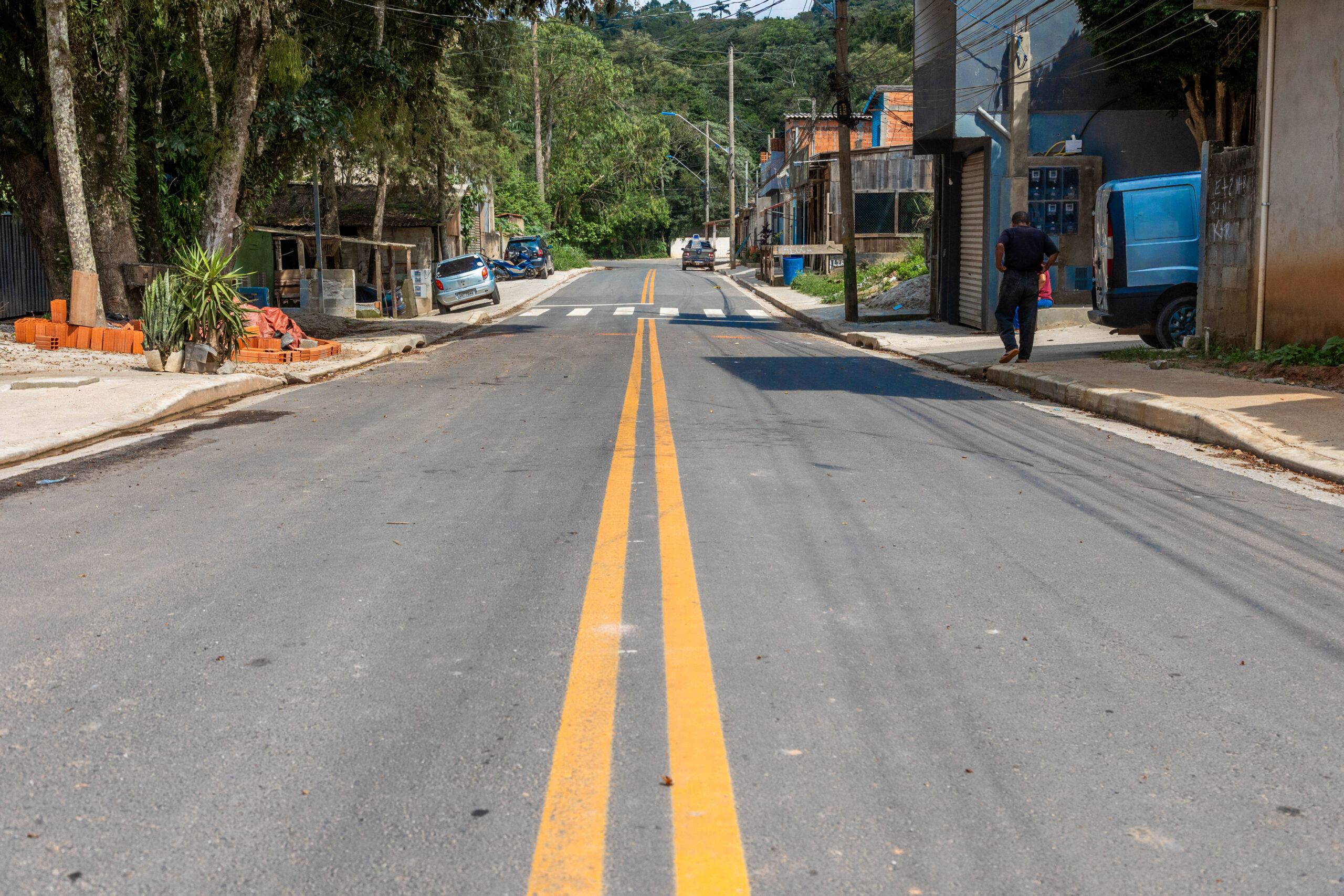 Prefeitura de Itapevi entrega novo asfalto no bairro Nova Cotia