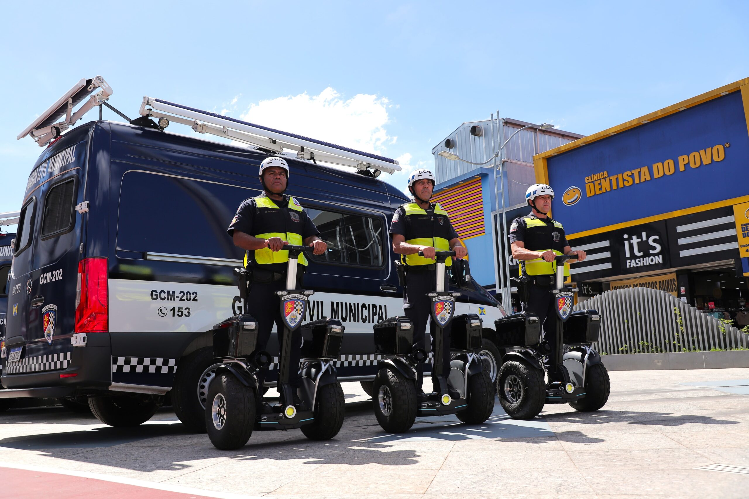 Guarda de Barueri inicia Operação Natal Seguro para reforçar proteção no fim de ano 