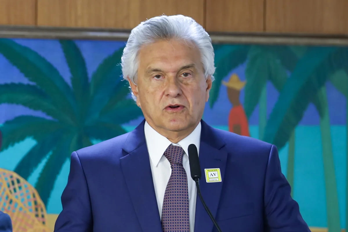 Caiado mira evangélicos e aposta em vice mulher para 2026