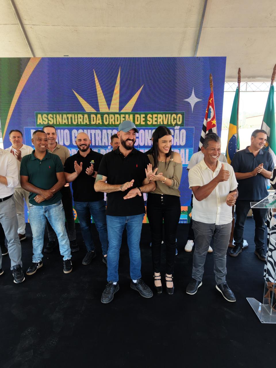 Mairinque apresenta nova frota de ônibus e amplia sistema de transporte público municipal