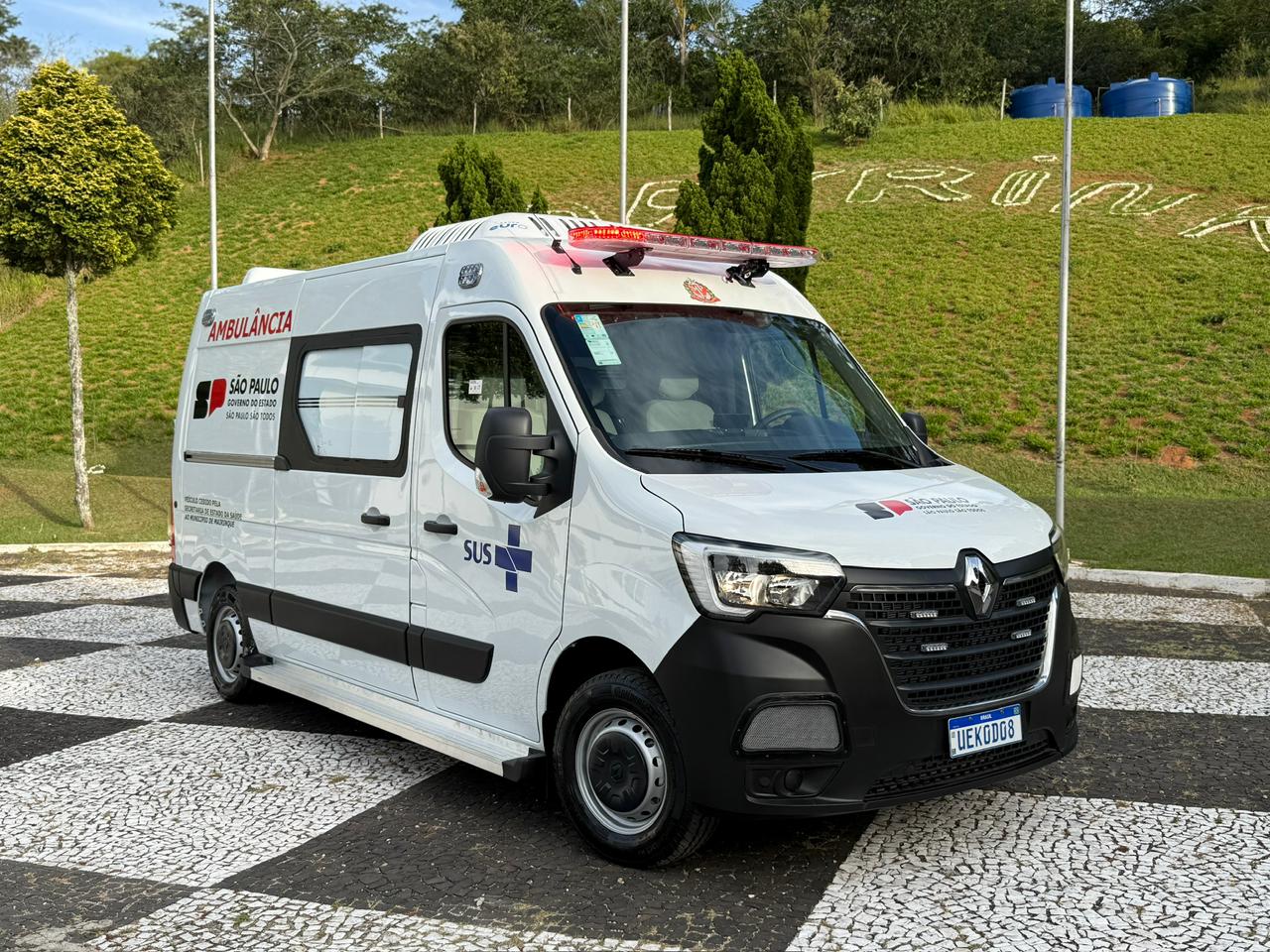 Mairinque recebe nova ambulância para reforçar atendimentos na saúde pública