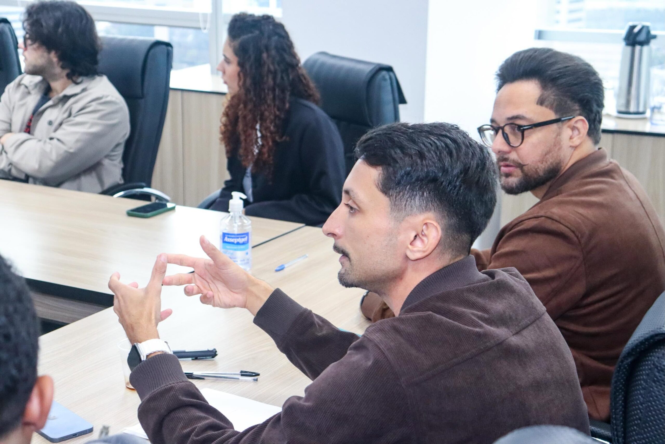 Câmara Técnica de Juventude do CIOESTE, realiza reunião com coordenação de Passarinho, diretor de Juventude da Prefeitura de Itapevi.