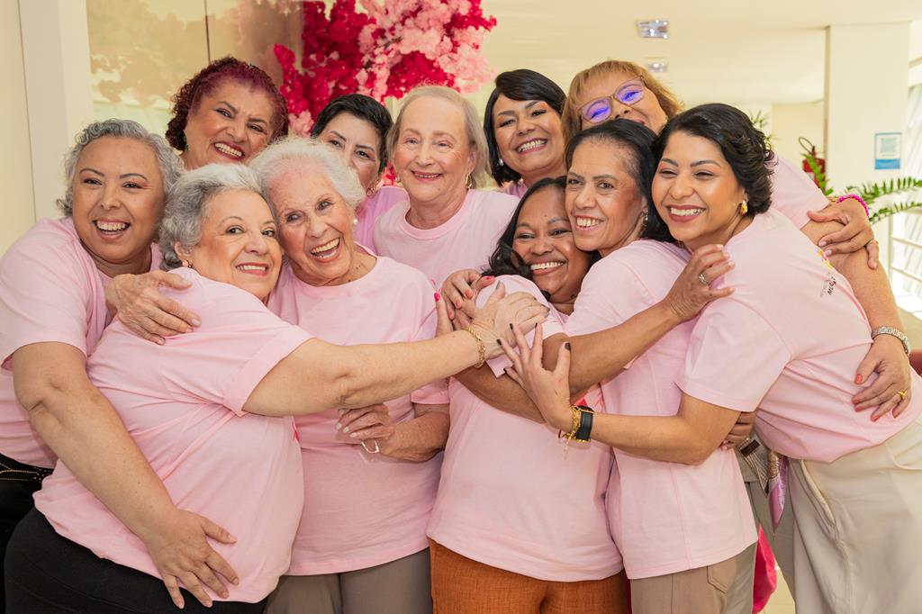 Barueri apoia mulheres com câncer de mama e transforma cuidado em autoestima