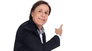 Tom Cavalcante traz o espetáculo “O Tom Tá On” a Santana de Parnaíba