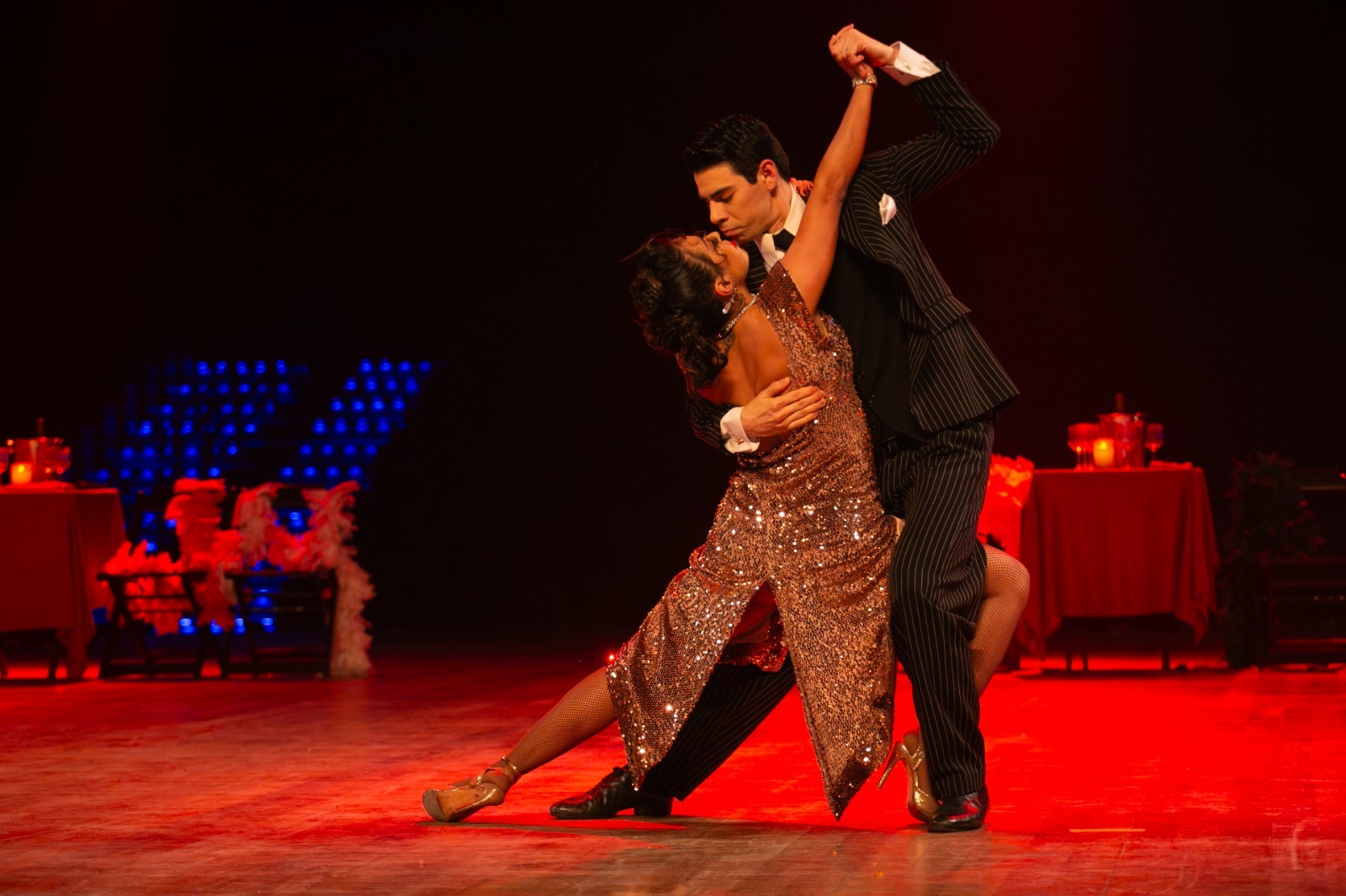 Tributo a Carlos Gardel e Astor Piazzolla celebra os 25 anos da Cia Tango & Paixão