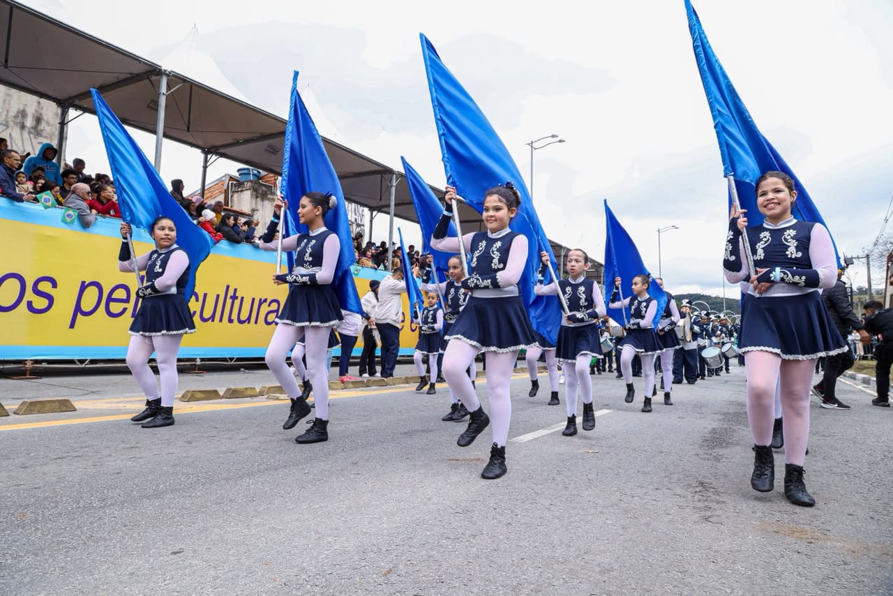 Itapevi destaca participação de bandas marciais em maior Desfile Cívico da história