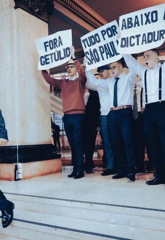 O Salão dos Passos Perdidos do Palácio da Justiça foi palco, nesta terça-feira (30), da encenação em rememoração ao 94º aniversário do Movimento Constitucionalista de 1932